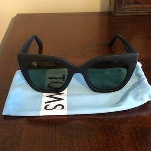 TOMS Sydney Sunglasses